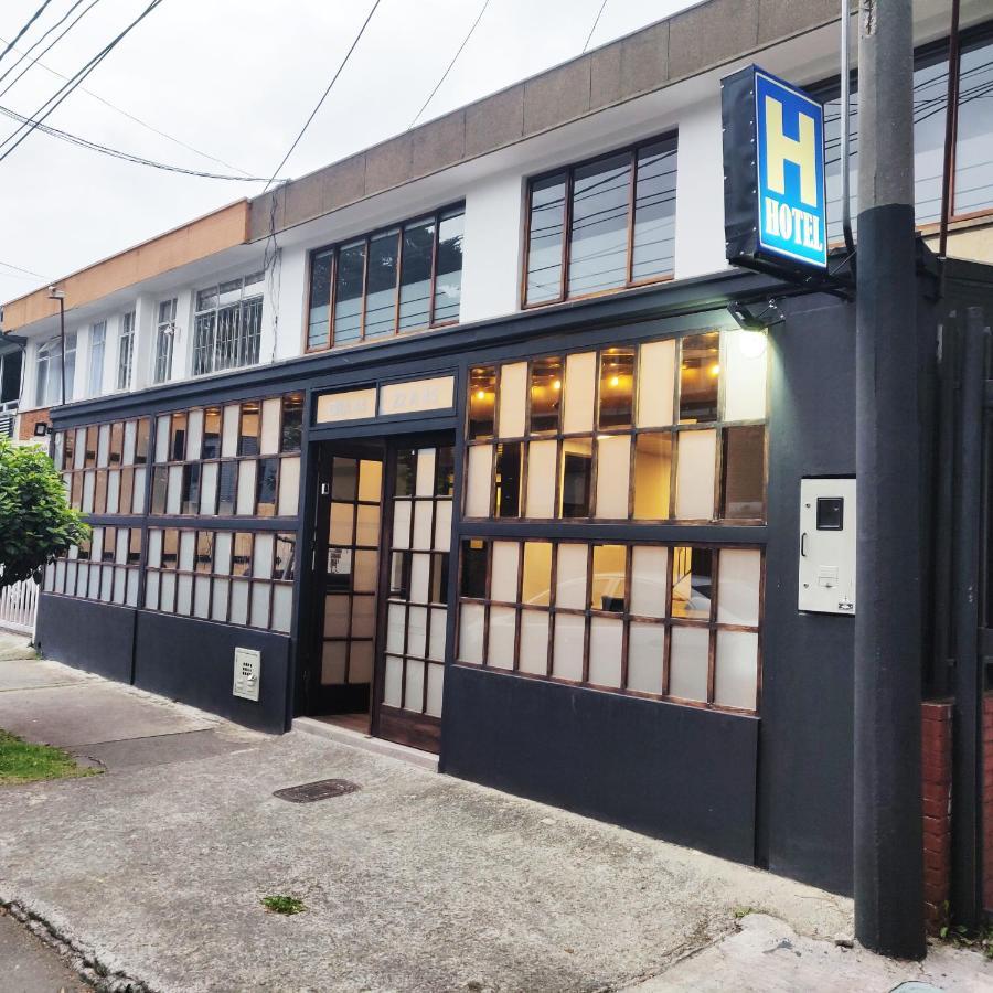 Hotel Kristal Ferial Bogotá Esterno foto