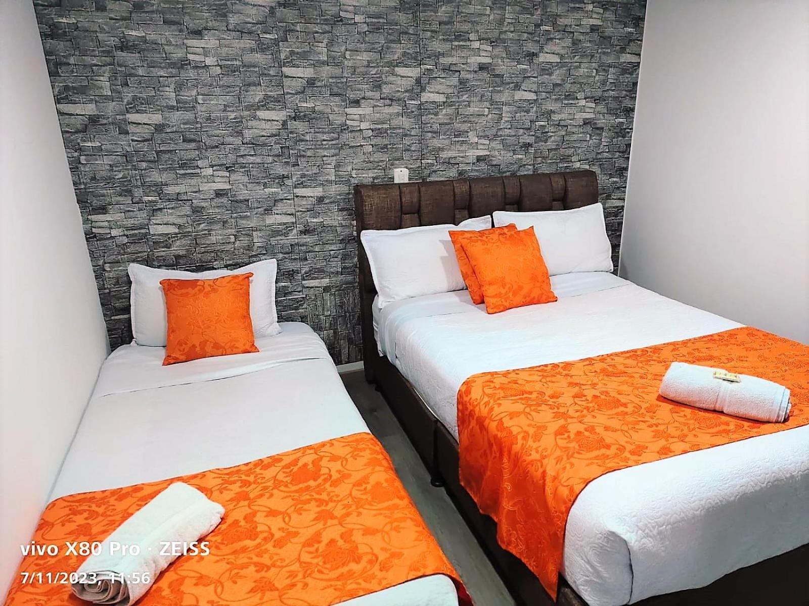 Hotel Kristal Ferial Bogotá Esterno foto