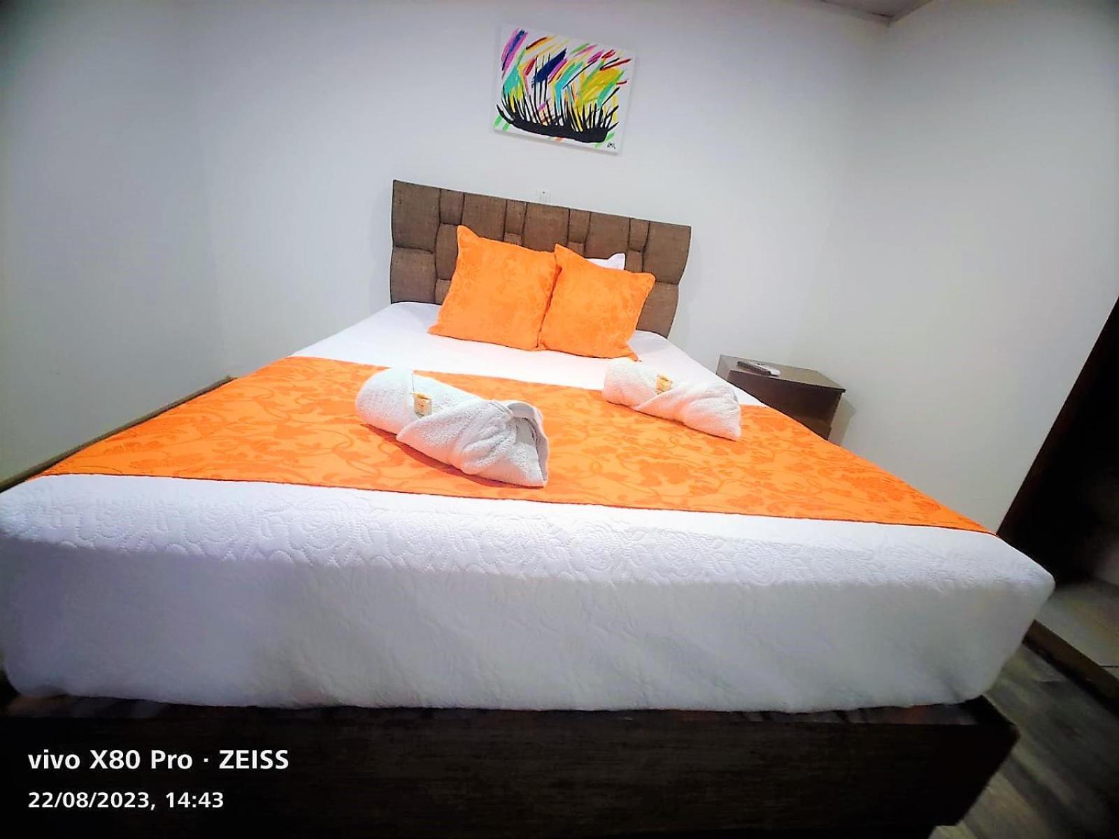 Hotel Kristal Ferial Bogotá Esterno foto