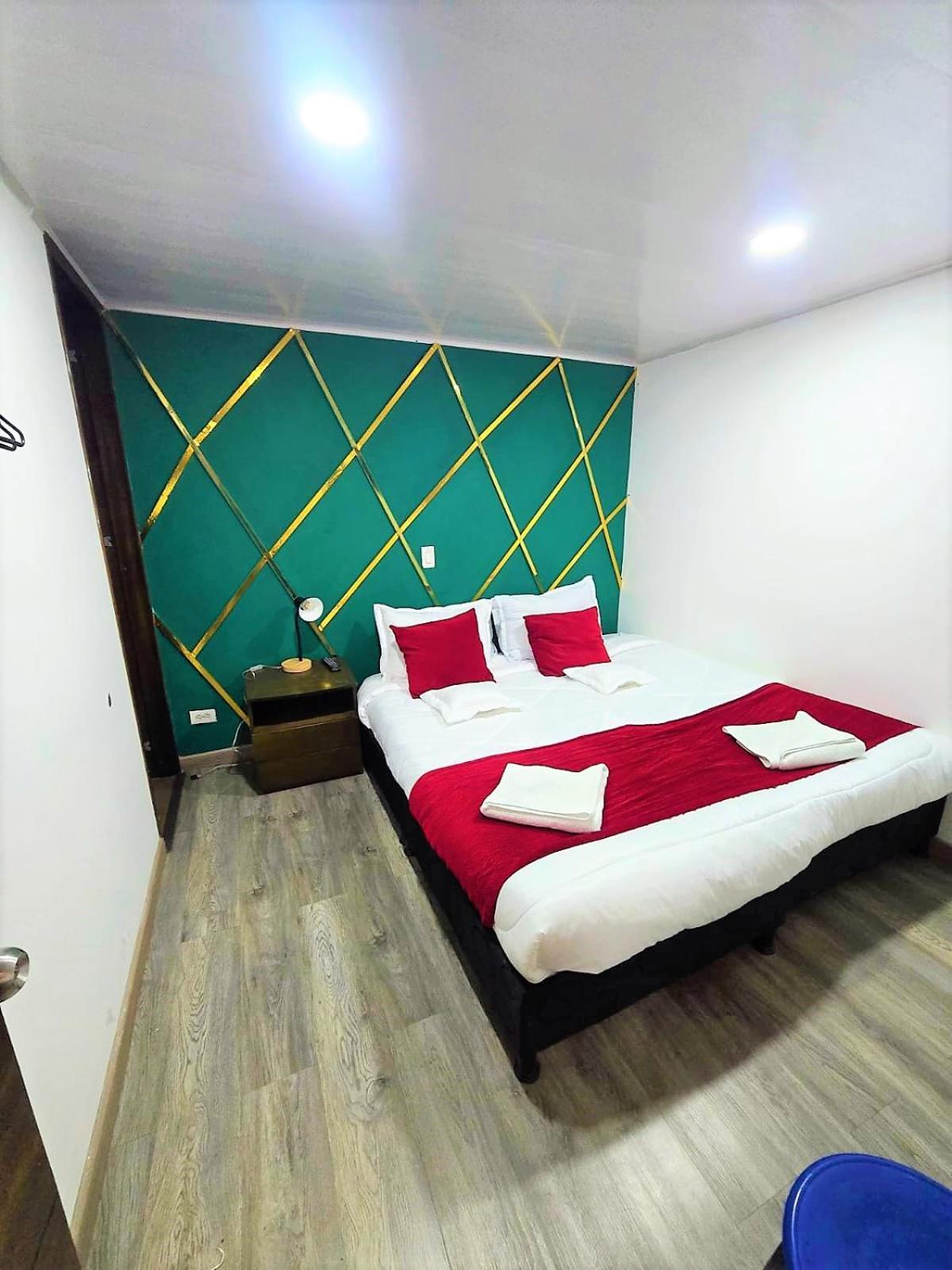 Hotel Kristal Ferial Bogotá Esterno foto